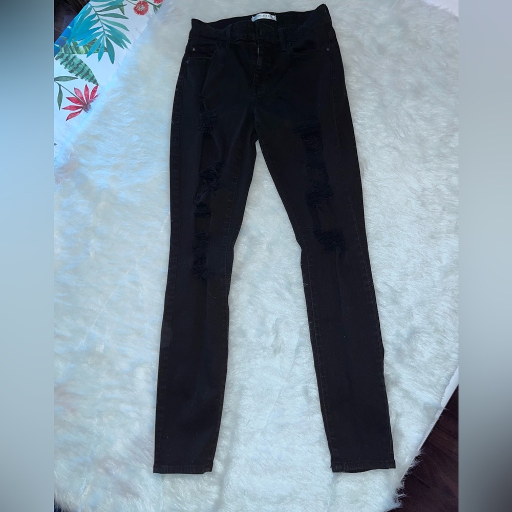 Guess Jeans Sexy curve Ripped style Size 26 Black Jeans